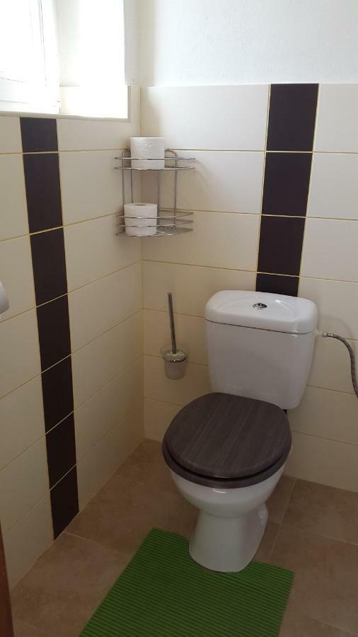 Apartman Ella - Tabor -Cz - U Stadionu Miru 1735 Εξωτερικό φωτογραφία