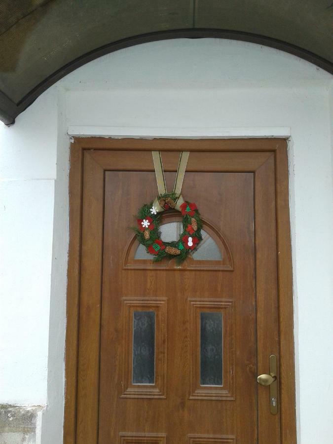 Apartman Ella - Tabor -Cz - U Stadionu Miru 1735 Εξωτερικό φωτογραφία